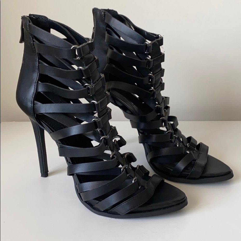 BCBG GENERATION GLADIATOR SANDAL